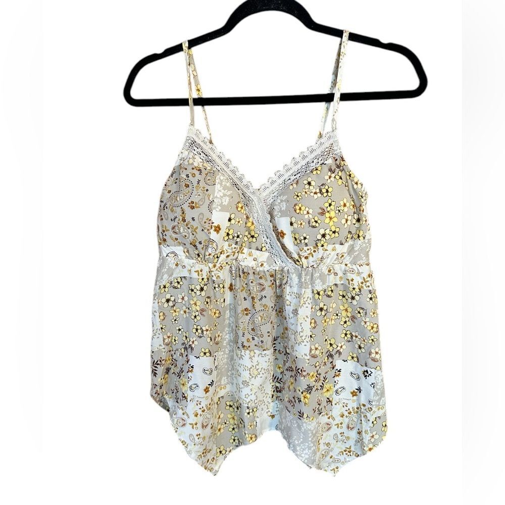 No Boundaries Y2K Babydoll Top Beige Floral Coquette Lace Fairy Boho. Size Small